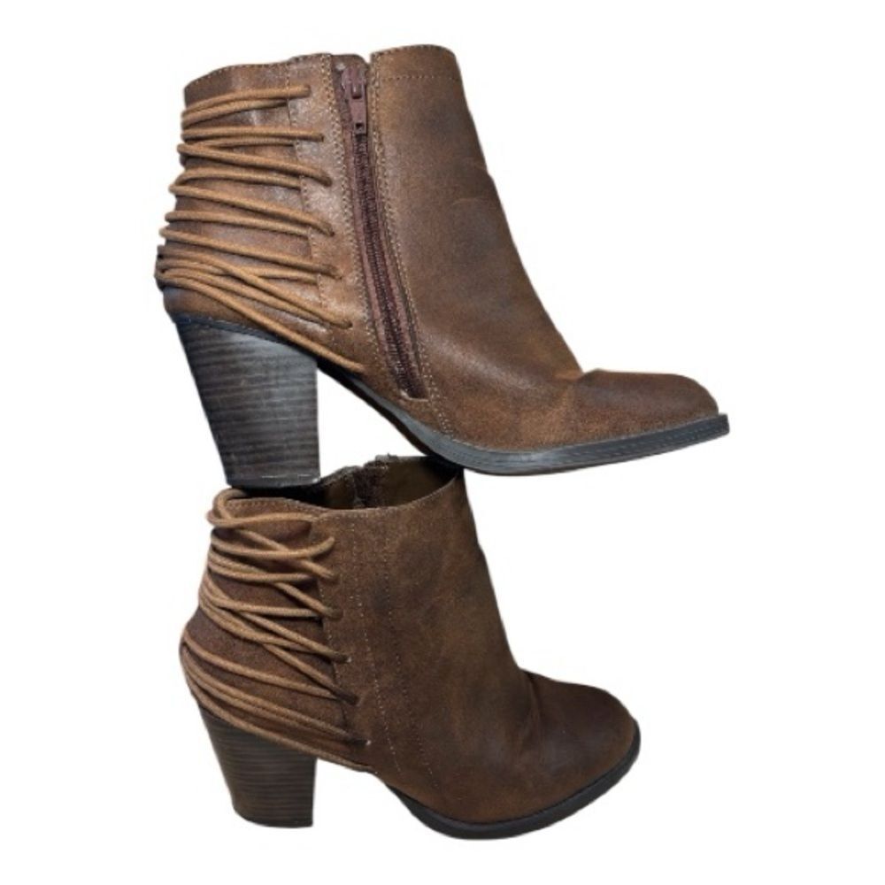 Candie’s Cabootscoot ankle boots chunky heeled booties shoes